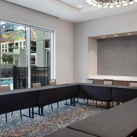 Home2 Suites By Hilton Houston Downtown Convention Center Exterior photo